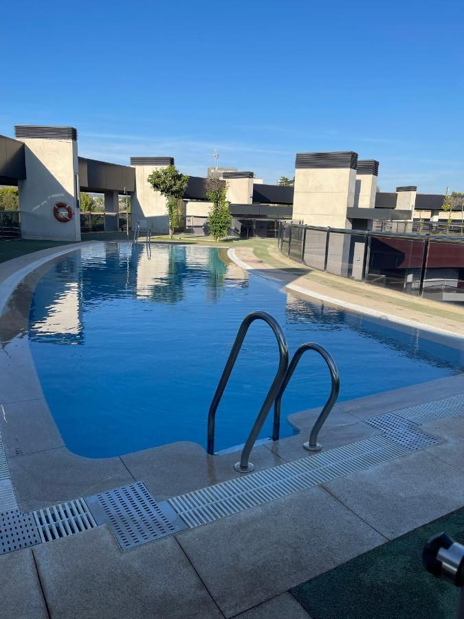 شقة Tecnocordoba Aparcamiento Privado Gratuito Y Piscina المظهر الخارجي الصورة